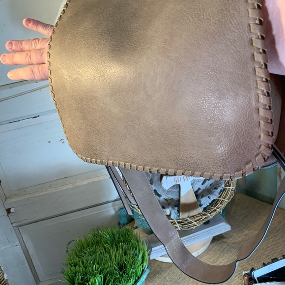 Concealed Carry Hipster with Bonus strap! - Picture 6 of 12